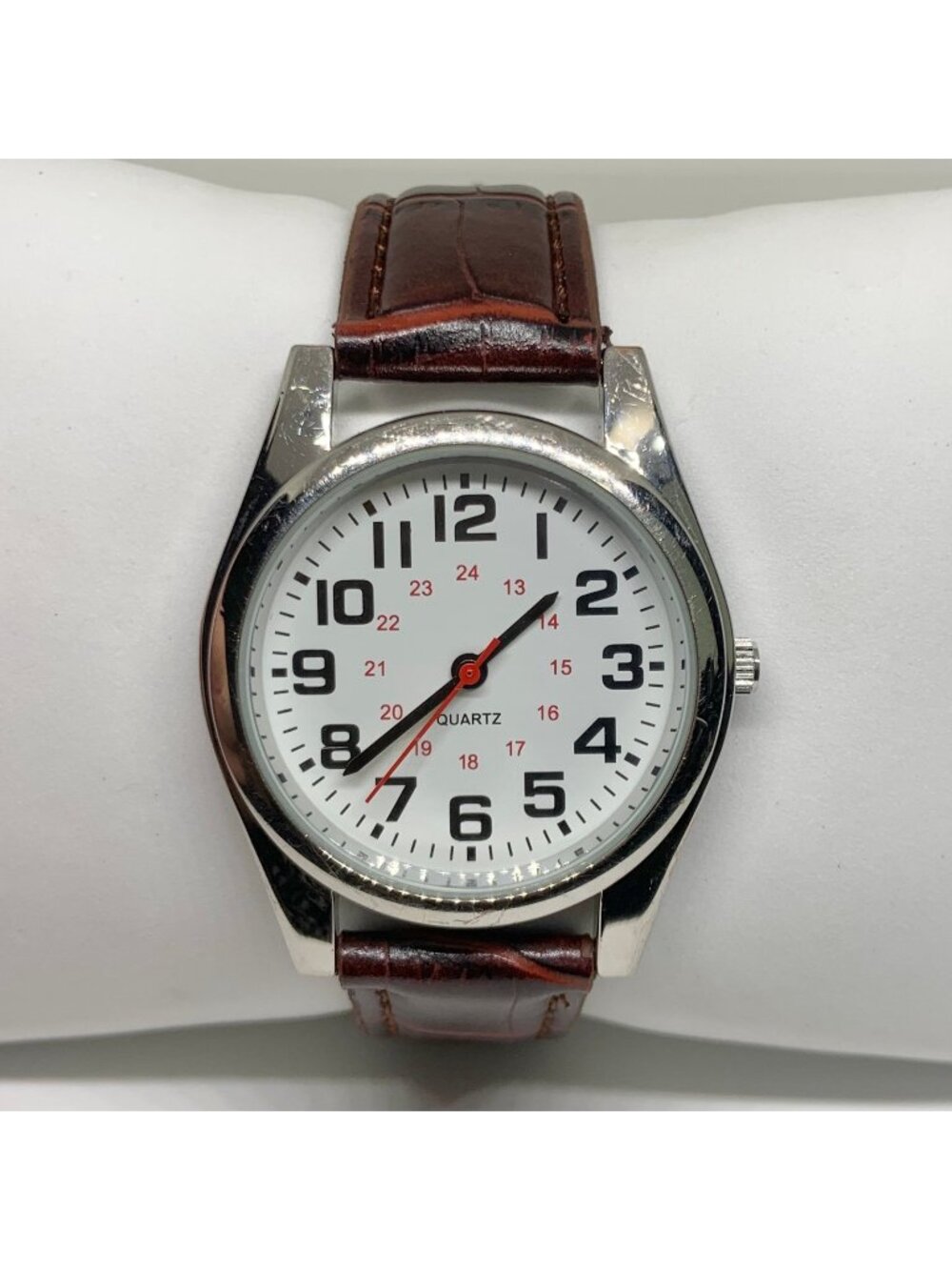 Men’s quartz watch silver tone white dial 37mm classic brown leather running